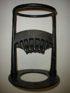 black cast iron kindling kracker tool